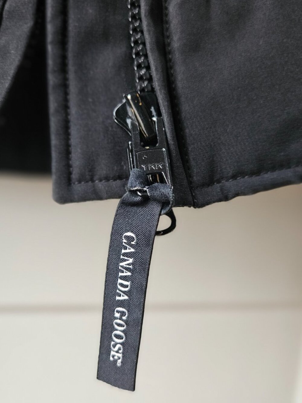 Authentic Canada Goose Bomber Jacket - Picture 5 of 13